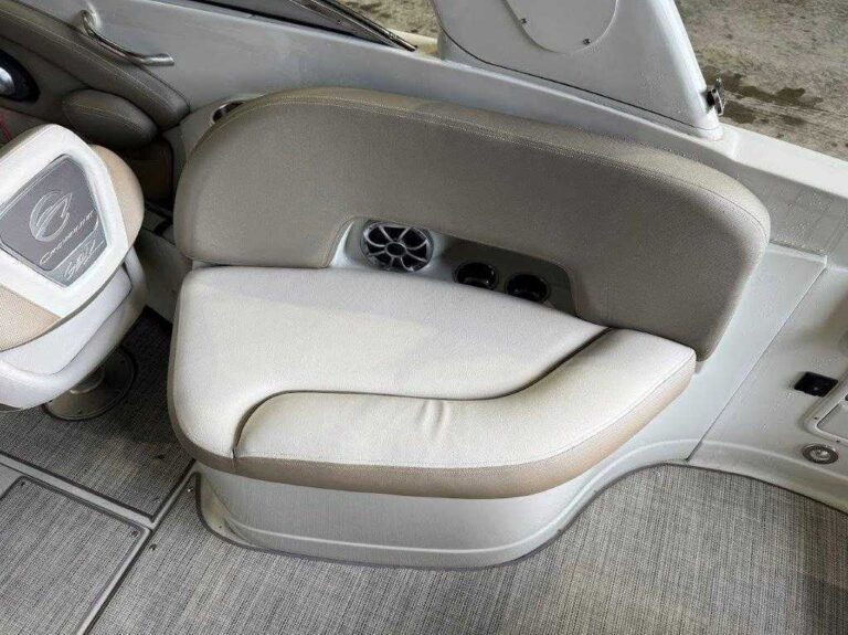 2022 Crownline 290 SS - Arch - Windlass - BLOWOUT!!! US-KIS87872G122 [photo 29]